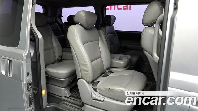 Hyundai Starex 2012 — photo 12