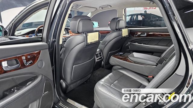 Hyundai Equus 2014 — photo 12