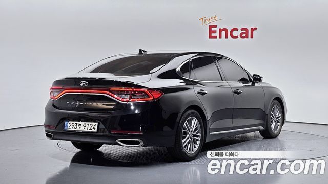 Hyundai Grandeur 2018 — photo 2