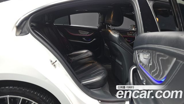 Mercedes-Benz CLS-Class 2023 — photo 12
