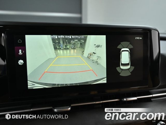 Kia Canival 2021 — photo 8