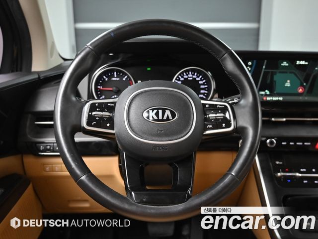 Kia Canival 2021 — photo 13