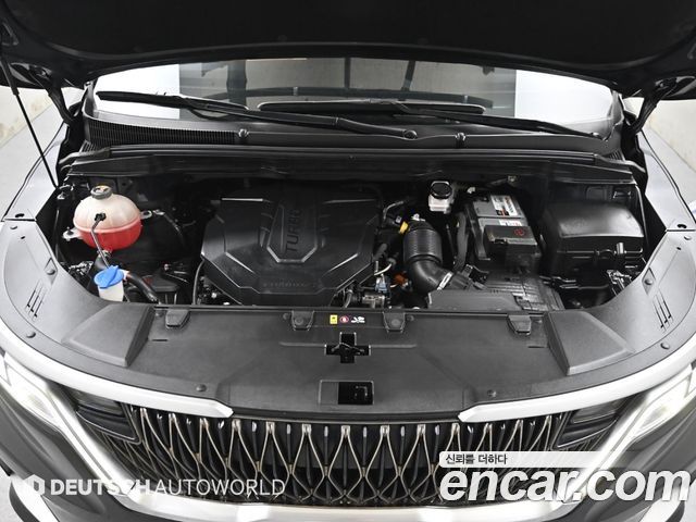 Kia Canival 2021 — photo 20