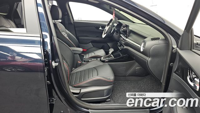 Kia K3 2024 — photo 11
