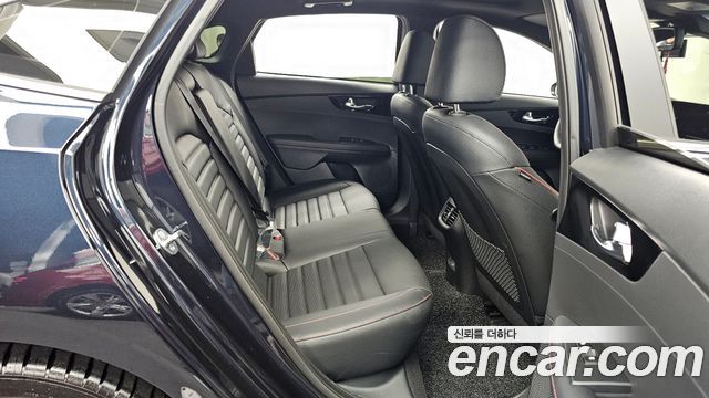 Kia K3 2024 — photo 12