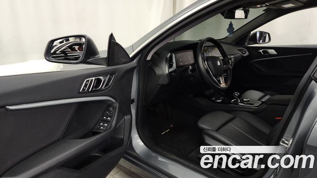 BMW 2-Series 2022 — photo 10