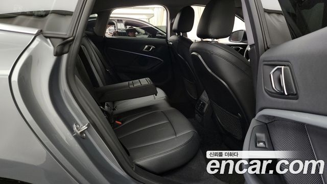 BMW 2-Series 2022 — photo 12