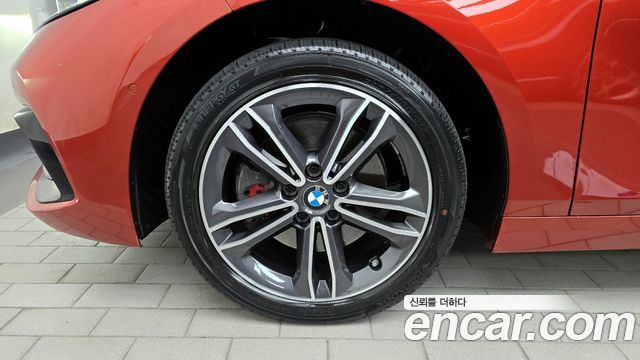 BMW 1-Series 2021 — photo 5