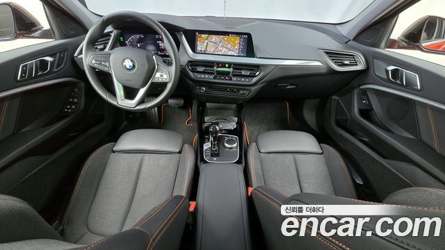 BMW 1-Series 2021 — photo 7