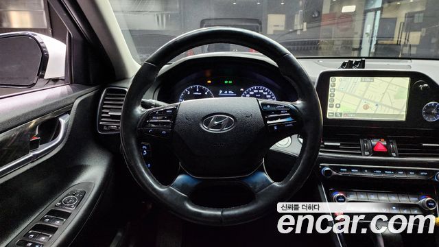Hyundai Grandeur 2018 — photo 14