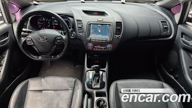 Kia K3 2016 — photo 7