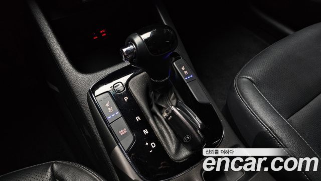 Kia K3 2016 — photo 9