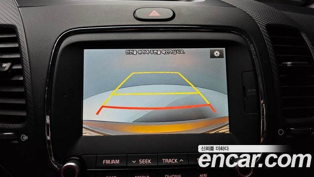 Kia K3 2016 — photo 15