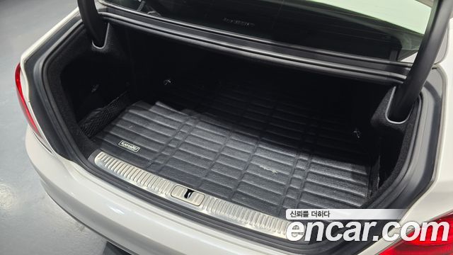 Kia K9 2019 — photo 20
