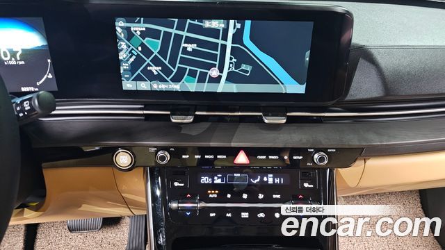 Kia Canival 2021 — photo 13