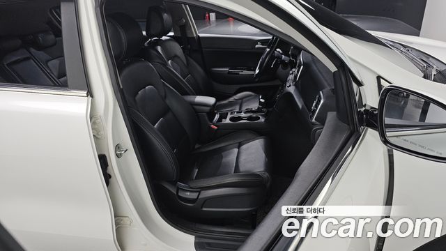 Kia Sportage 2016 — photo 12