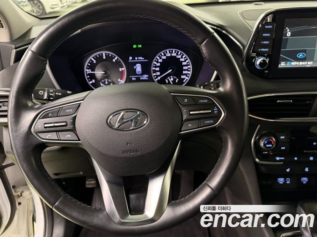 Hyundai Santafe 2020 — photo 11