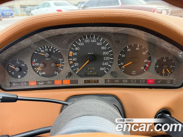 Mercedes-Benz SL-Class 1995 — photo 17