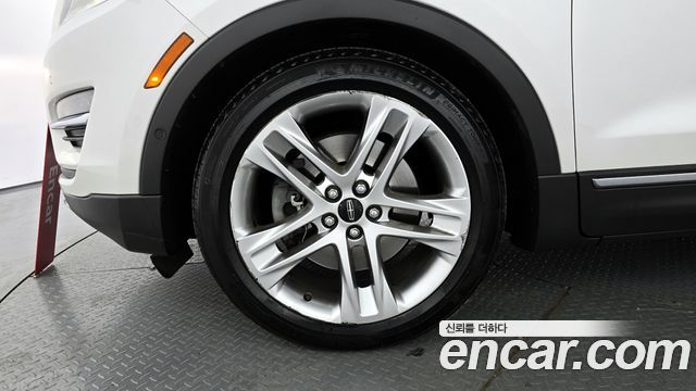 Lincoln MKC 2015 — photo 5