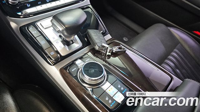 Genesis EQ900 2018 — photo 9