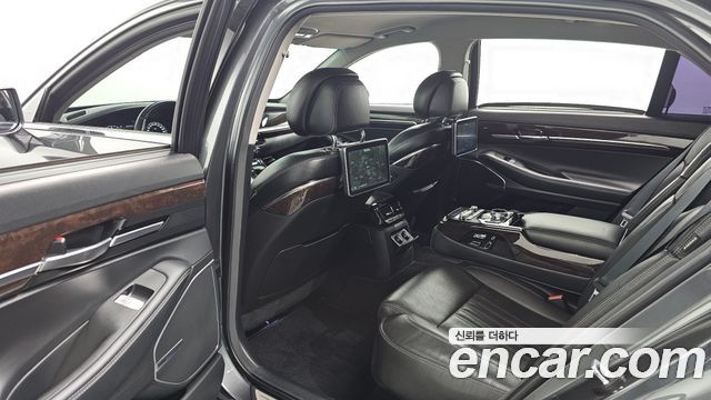 Genesis EQ900 2018 — photo 12
