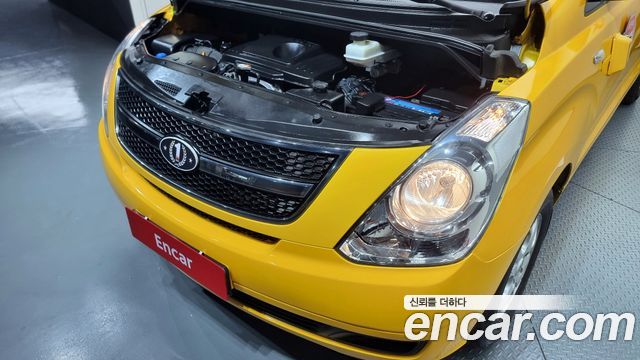 Hyundai Starex 2016 — photo 6