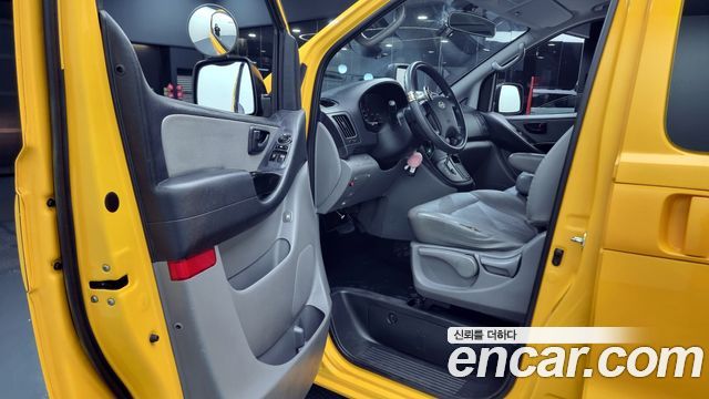 Hyundai Starex 2016 — photo 11