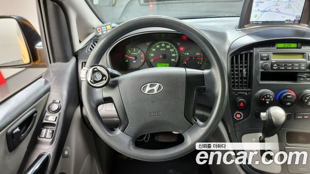 Hyundai Starex 2016 — photo 13