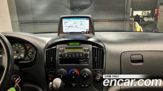 Hyundai Starex 2016 — photo 14