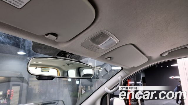 Hyundai Starex 2016 — photo 20