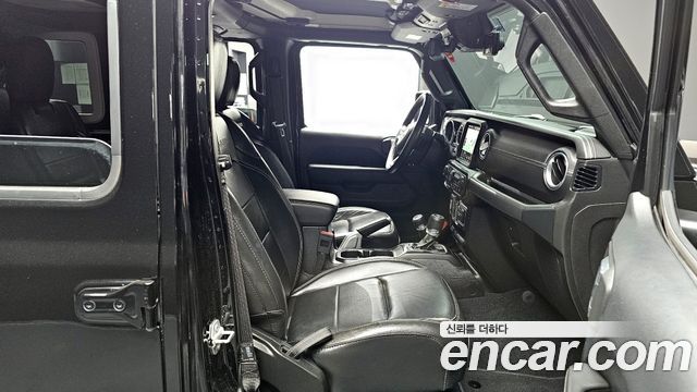 Jeep Wrangler 2019 — photo 10