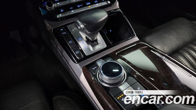 Genesis EQ900 2016 — photo 9