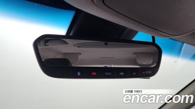 Genesis EQ900 2016 — photo 18