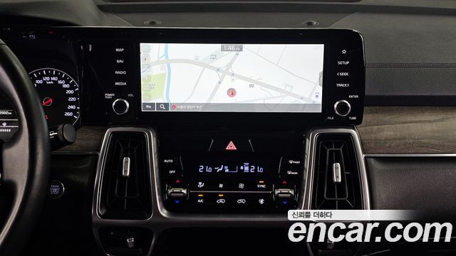 Kia Sorento 2022 — photo 14
