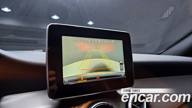 Mercedes-Benz CLA-Class 2019 — photo 16