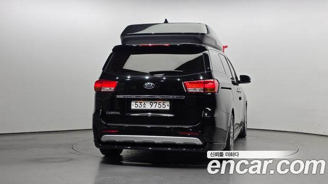 Kia Canival 2018 — photo 4