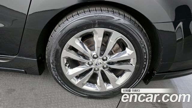 Kia Canival 2018 — photo 5