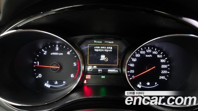 Kia Canival 2018 — photo 8
