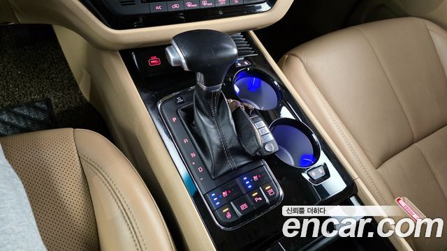 Kia Canival 2018 — photo 9