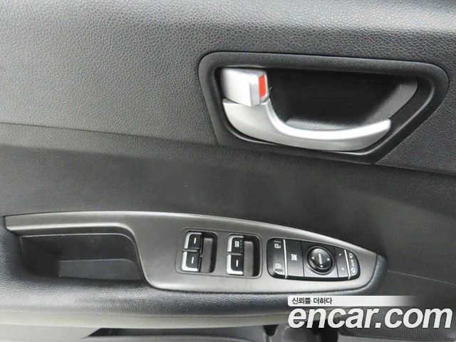 Kia K5 2016 — photo 9
