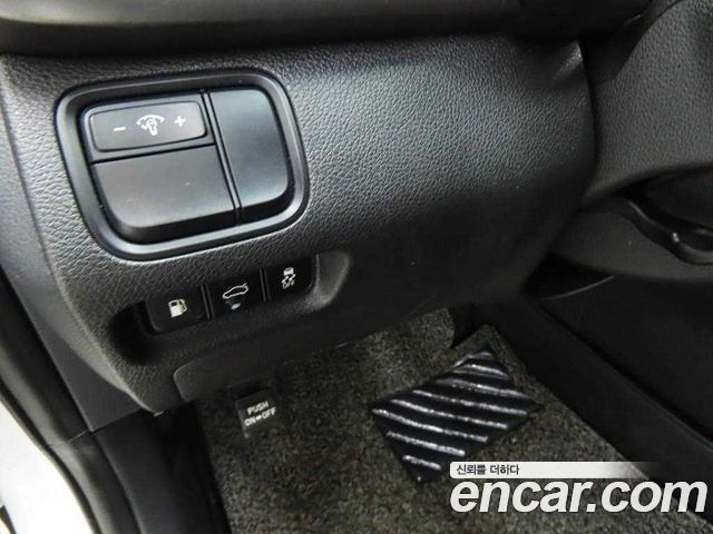 Kia K5 2016 — photo 10