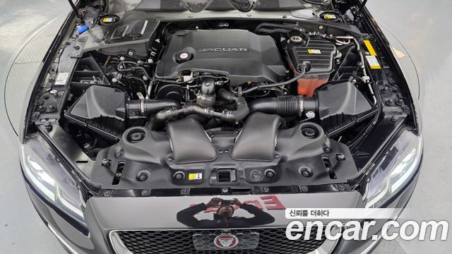 Jaguar XJ 2019 — photo 6