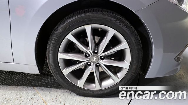 Hyundai Grandeur 2015 — photo 5