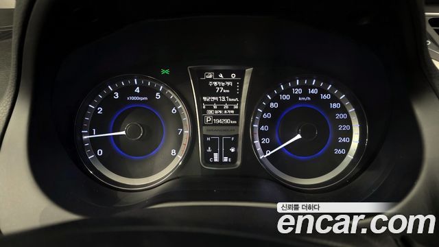Hyundai Grandeur 2015 — photo 8