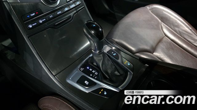Hyundai Grandeur 2015 — photo 9