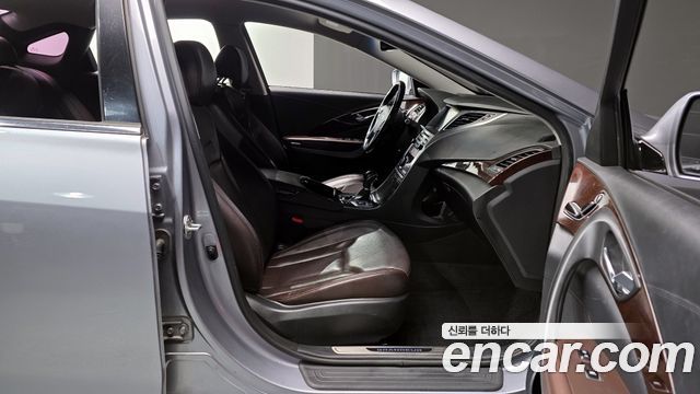 Hyundai Grandeur 2015 — photo 11