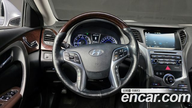 Hyundai Grandeur 2015 — photo 13