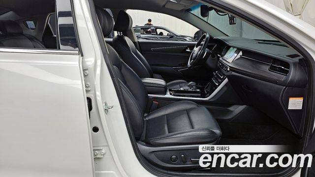 Kia K7 2021 — photo 11