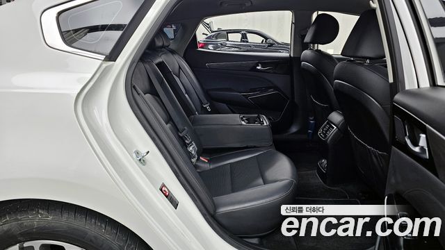 Kia K7 2021 — photo 12