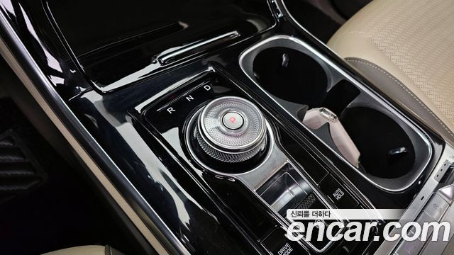 Kia Canival 2022 — photo 9